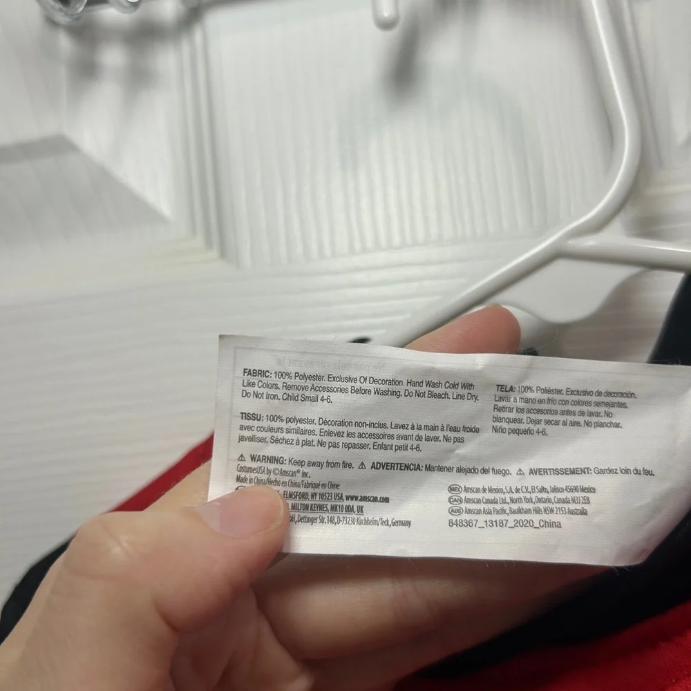 Kids size small (4-6) cars lightning McQueen drivers suit costume - Picture 8 of 13